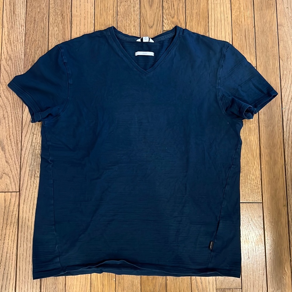 Blue v neck tshirt